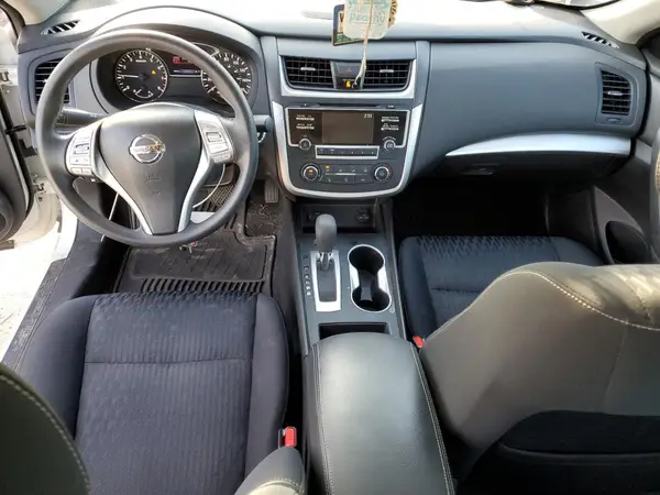 1N4AL3AP3HC480088 2017 NISSAN ALTIMA - Image 8
