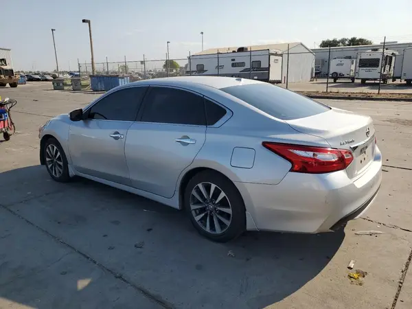 1N4AL3AP3HC480222 2017 NISSAN ALTIMA - Image 2