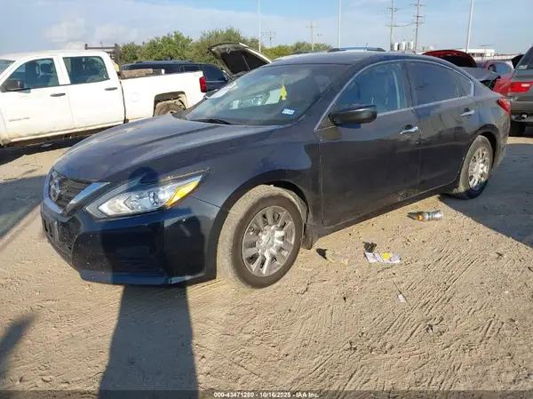 1N4AL3AP3HC480270 2017 NISSAN ALTIMA - Image 2
