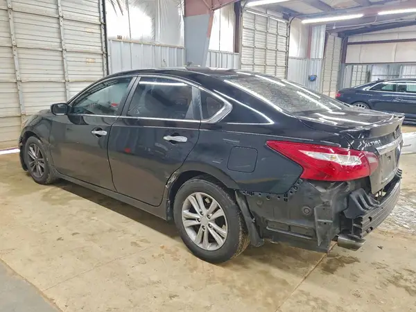 1N4AL3AP3HC480558 2017 NISSAN ALTIMA - Image 2