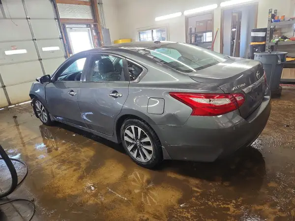 1N4AL3AP3HC480690 2017 NISSAN ALTIMA - Image 2