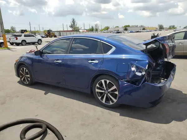 1N4AL3AP3HC484738 2017 NISSAN ALTIMA - Image 2