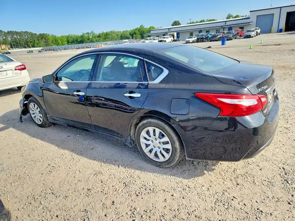 1N4AL3AP3HC484982 2017 NISSAN ALTIMA - Image 2