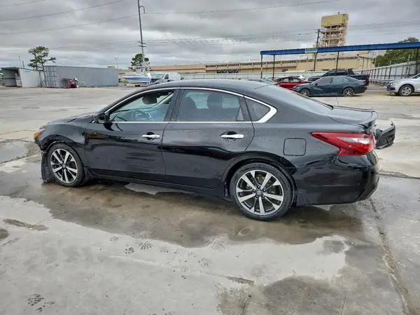 1N4AL3AP3HC484996 2017 NISSAN ALTIMA - Image 2