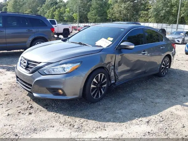 1N4AL3AP3HC488529 2017 NISSAN ALTIMA - Image 2