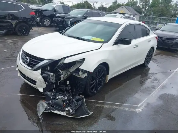 1N4AL3AP3HC488711 2017 NISSAN ALTIMA - Image 2