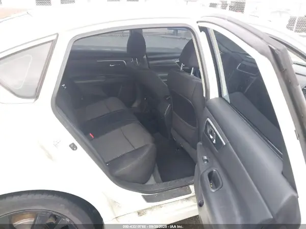 1N4AL3AP3HC488711 2017 NISSAN ALTIMA - Image 8