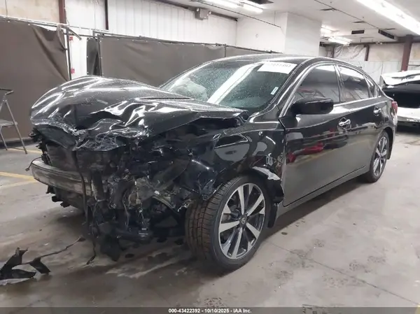 1N4AL3AP3HC490264 2017 NISSAN ALTIMA - Image 2