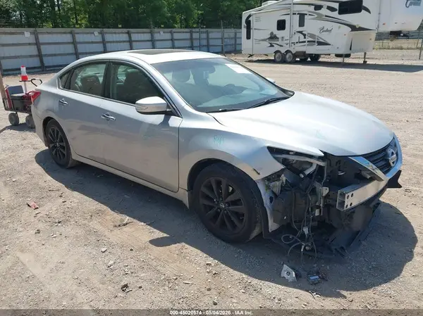 1N4AL3AP3HC490913 2017 NISSAN ALTIMA - Image 1