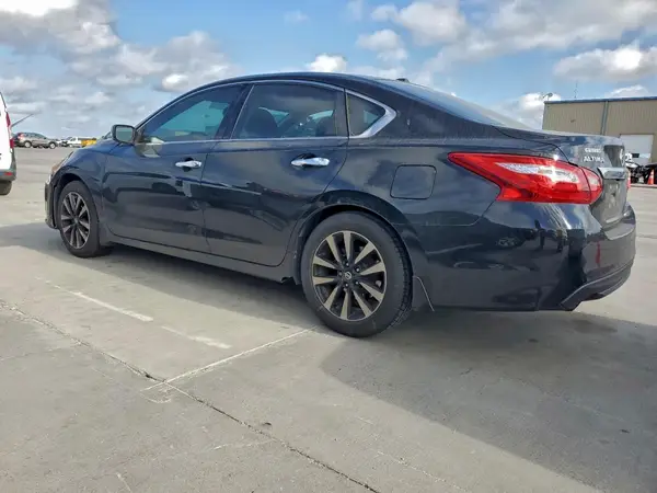 1N4AL3AP3HC492371 2017 NISSAN ALTIMA - Image 2