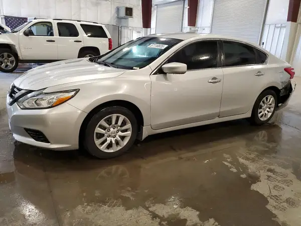 1N4AL3AP3HC493116 2017 NISSAN ALTIMA - Image 1