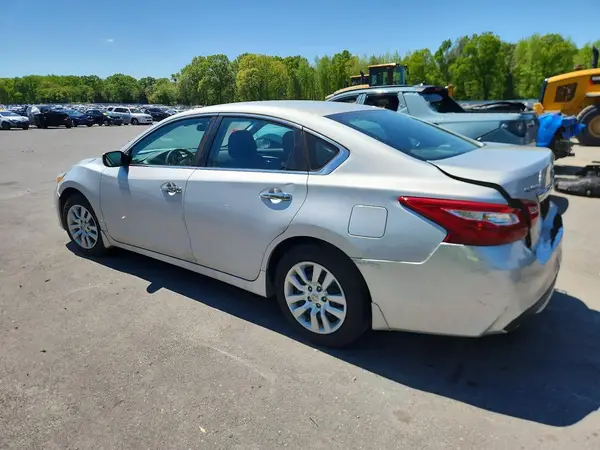 1N4AL3AP3HC496811 2017 NISSAN ALTIMA - Image 2
