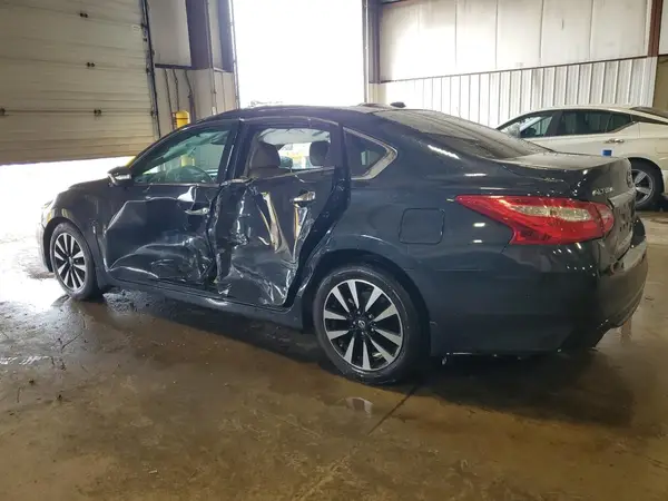1N4AL3AP3HC940446 2017 NISSAN ALTIMA - Image 2