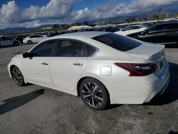 1N4AL3AP3HN302847 2017 NISSAN ALTIMA - Image 2