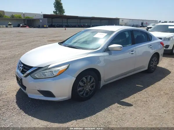 1N4AL3AP3HN305733 2017 NISSAN ALTIMA - Image 2
