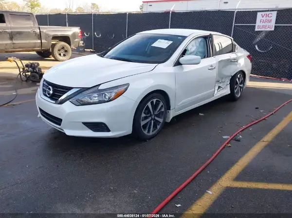1N4AL3AP3HN308678 2017 NISSAN ALTIMA - Image 2