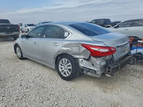 1N4AL3AP3HN311791 2017 NISSAN ALTIMA - Image 2