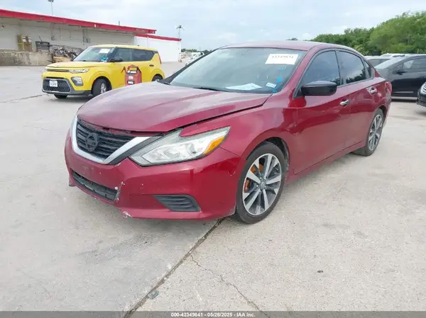 1N4AL3AP3HN315596 2017 NISSAN ALTIMA - Image 2