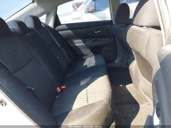 1N4AL3AP3HN318062 2017 NISSAN ALTIMA - Image 8