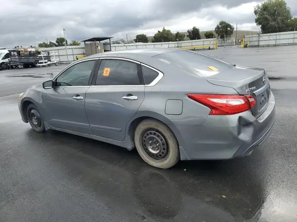 1N4AL3AP3HN319700 2017 NISSAN ALTIMA - Image 2