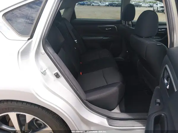 1N4AL3AP3HN320023 2017 NISSAN ALTIMA - Image 8