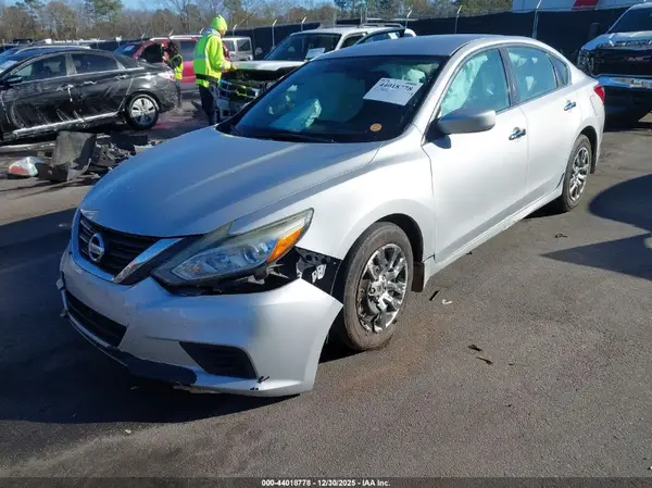 1N4AL3AP3HN320149 2017 NISSAN ALTIMA - Image 2