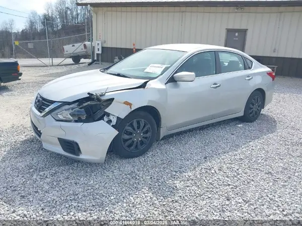 1N4AL3AP3HN320457 2017 NISSAN ALTIMA - Image 2