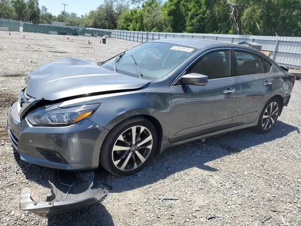 1N4AL3AP3HN322631 2017 NISSAN ALTIMA - Image 1