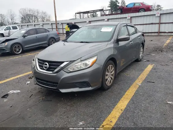 1N4AL3AP3HN325013 2017 NISSAN ALTIMA - Image 2