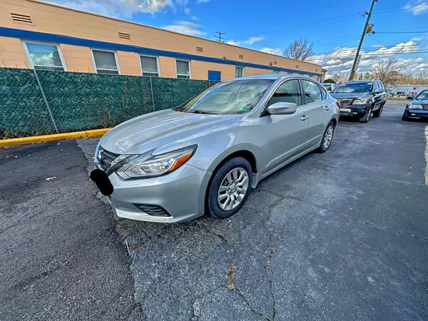 1N4AL3AP3HN329806 2017 NISSAN ALTIMA - Image 2