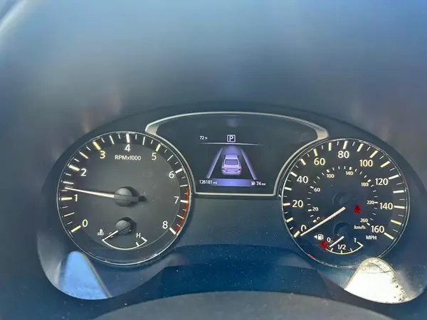 1N4AL3AP3HN329806 2017 NISSAN ALTIMA - Image 8