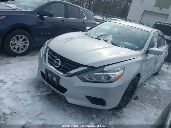 1N4AL3AP3HN331409 2017 NISSAN ALTIMA - Image 2