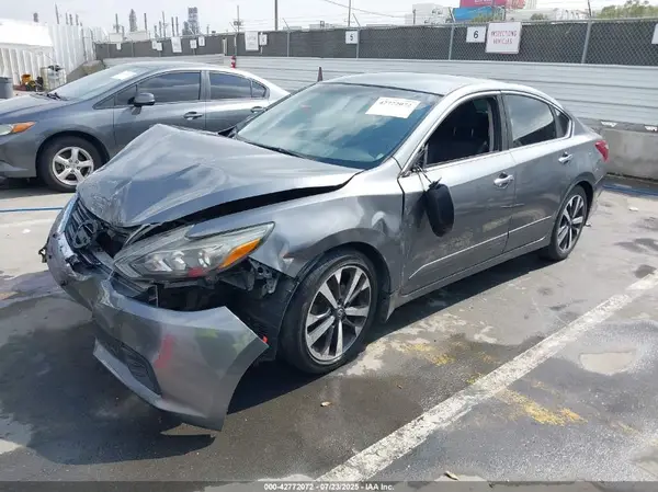 1N4AL3AP3HN333015 2017 NISSAN ALTIMA - Image 2