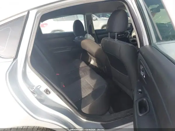 1N4AL3AP3HN347643 2017 NISSAN ALTIMA - Image 8