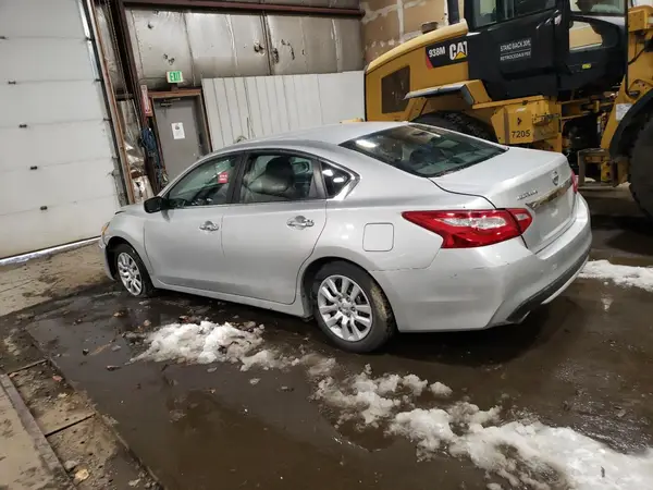 1N4AL3AP3HN350235 2017 NISSAN ALTIMA - Image 2