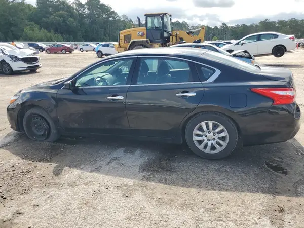 1N4AL3AP3HN350249 2017 NISSAN ALTIMA - Image 2