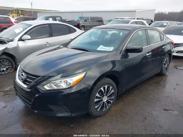 1N4AL3AP3HN350641 2017 NISSAN ALTIMA - Image 2