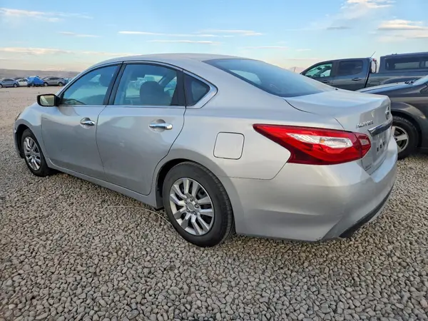 1N4AL3AP3HN352602 2017 NISSAN ALTIMA - Image 2