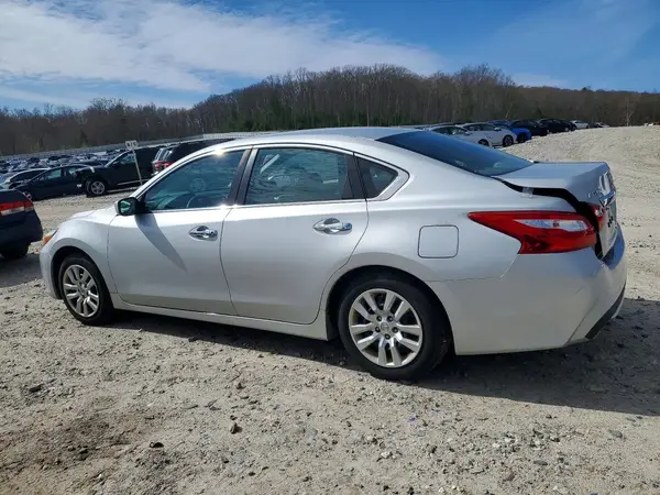 1N4AL3AP3HN352955 2017 NISSAN ALTIMA - Image 2