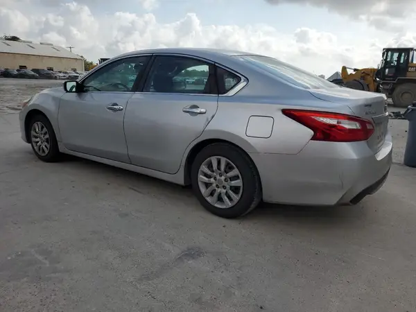 1N4AL3AP3HN353975 2017 NISSAN ALTIMA - Image 2
