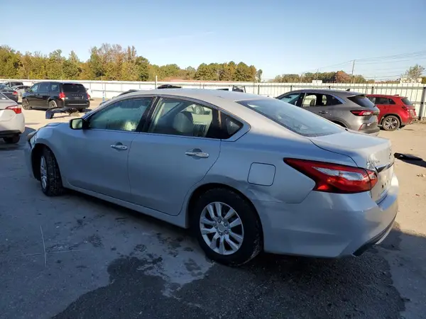 1N4AL3AP3HN363003 2017 NISSAN ALTIMA - Image 2