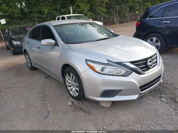 1N4AL3AP3HN365768 2017 NISSAN ALTIMA - Image 1