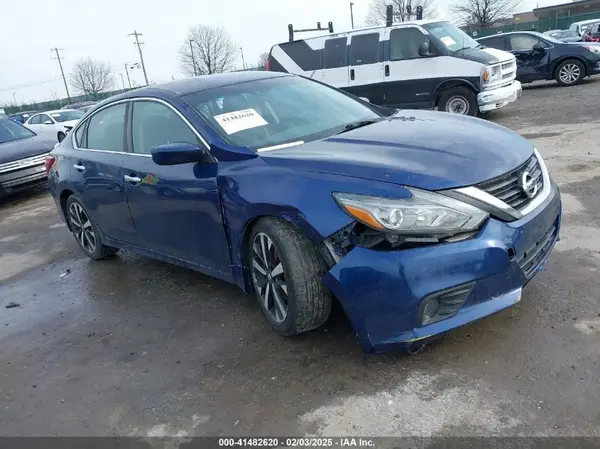 1N4AL3AP3JC101421 2018 NISSAN ALTIMA - Image 1