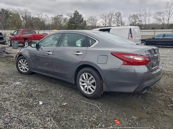 1N4AL3AP3JC102861 2018 NISSAN ALTIMA - Image 2