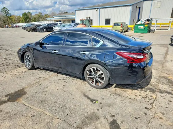 1N4AL3AP3JC103413 2018 NISSAN ALTIMA - Image 2