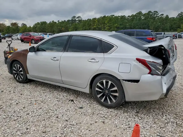 1N4AL3AP3JC108093 2018 NISSAN ALTIMA - Image 2