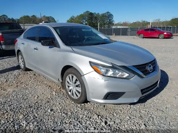 1N4AL3AP3JC111611 2018 NISSAN ALTIMA - Image 1