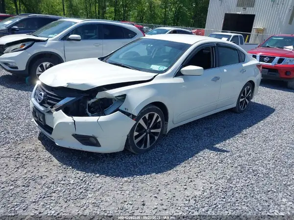 1N4AL3AP3JC115044 2018 NISSAN ALTIMA - Image 2