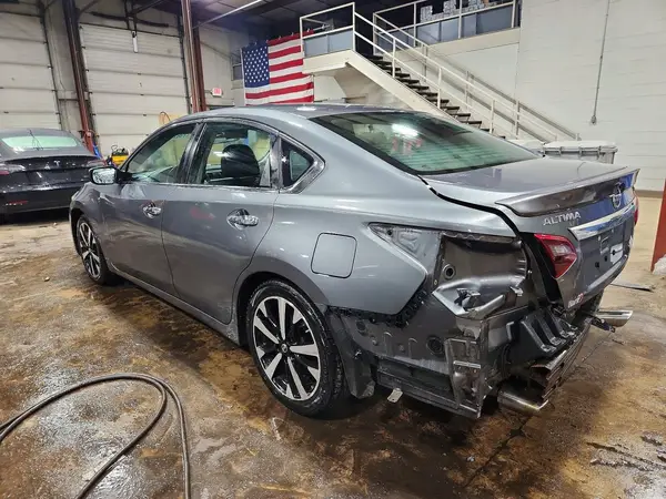 1N4AL3AP3JC120440 2018 NISSAN ALTIMA - Image 2