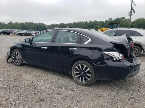 1N4AL3AP3JC121877 2018 NISSAN ALTIMA - Image 2